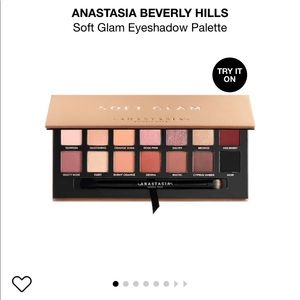 New Anastasia Soft Glam Eyeshadow Palette